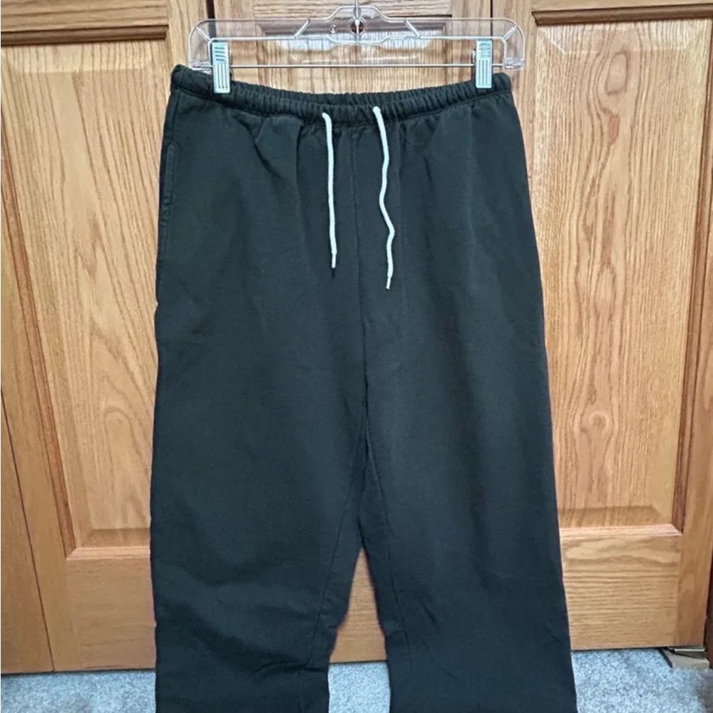Brandy Melville Black Joggers w Elastic Waistband